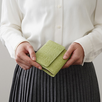 モリス｜二つ折り財布（BOX小銭入れタイプ）＜グラスグリーン＞