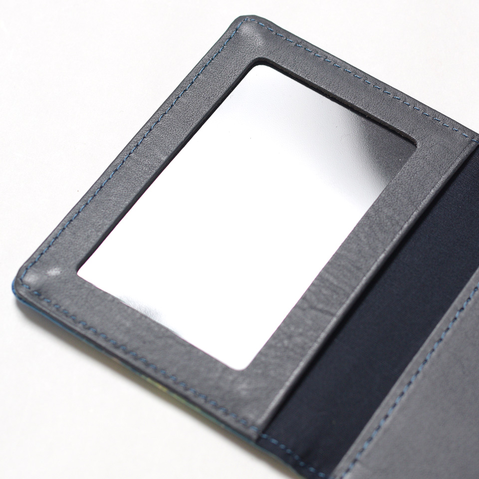 white ChouCho♡パスケース