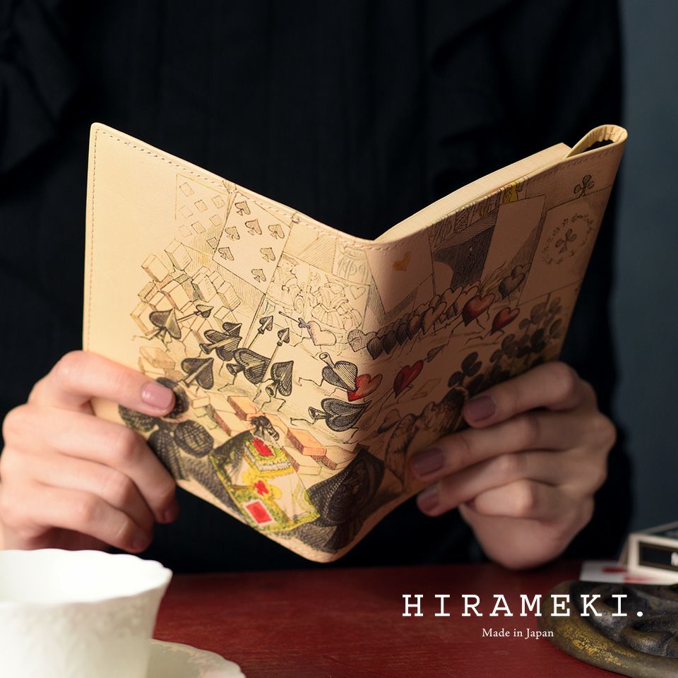 ブックカバー◇ラウンド：HIRAMEKI. [ヒラメキ]革小物・財布