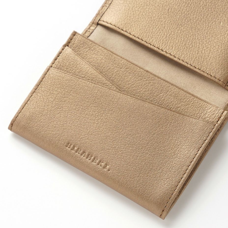 モリスの立体模様が美しい名刺入れ｜仕分けに便利な6ポケット