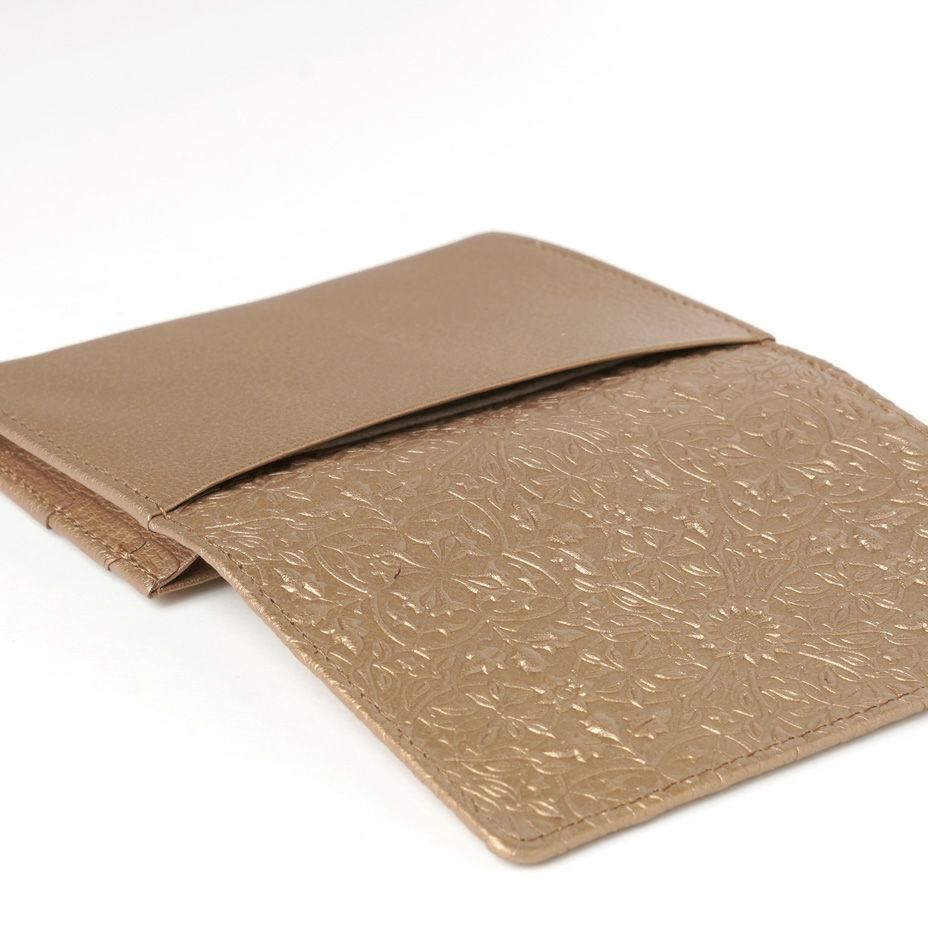 モリスの立体模様が美しい名刺入れ｜仕分けに便利な6ポケット